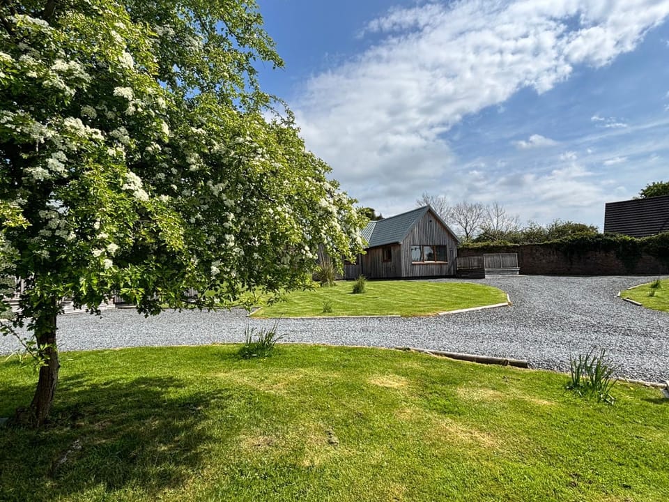 Property building, Natural landscape
