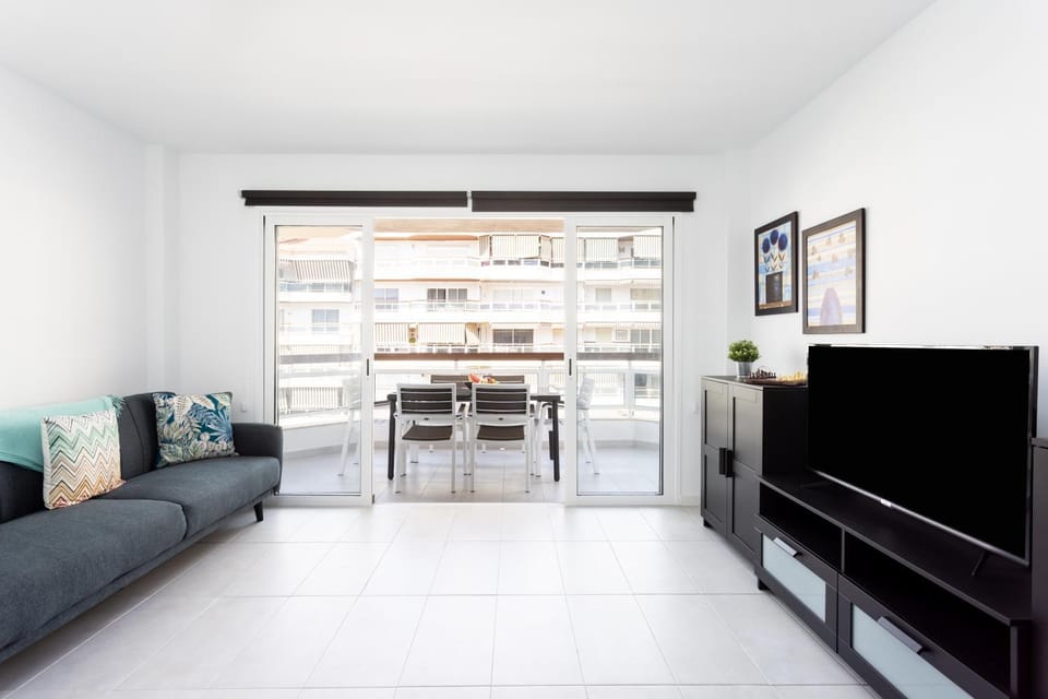 Home2Book Paradise Los Cristianos, Pool & Wifi Apartment in Los Cristianos