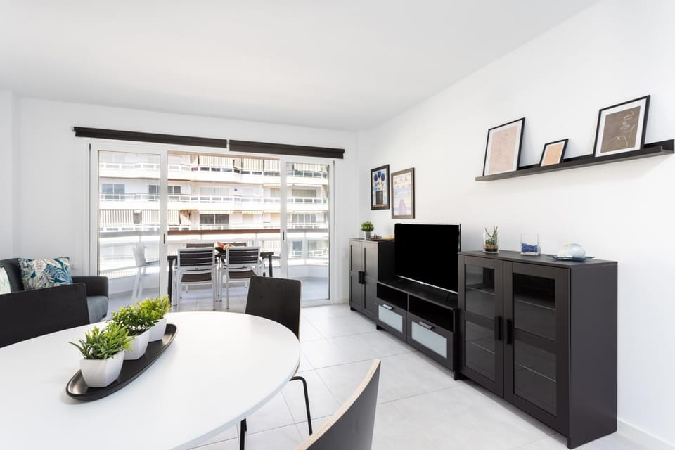 Home2Book Paradise Los Cristianos, Pool & Wifi Apartment in Los Cristianos