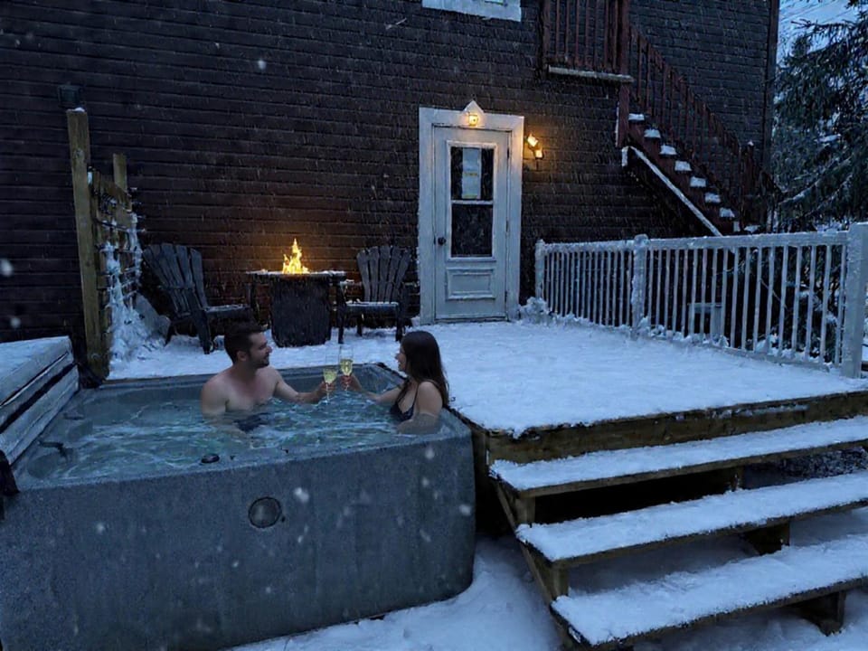 Hot Tub
