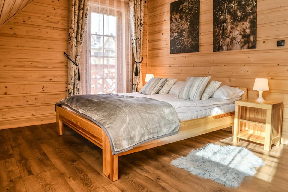 Bed, View (from property/room), Balcony/Terrace, Bedroom