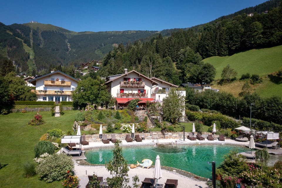 Property building, Garden