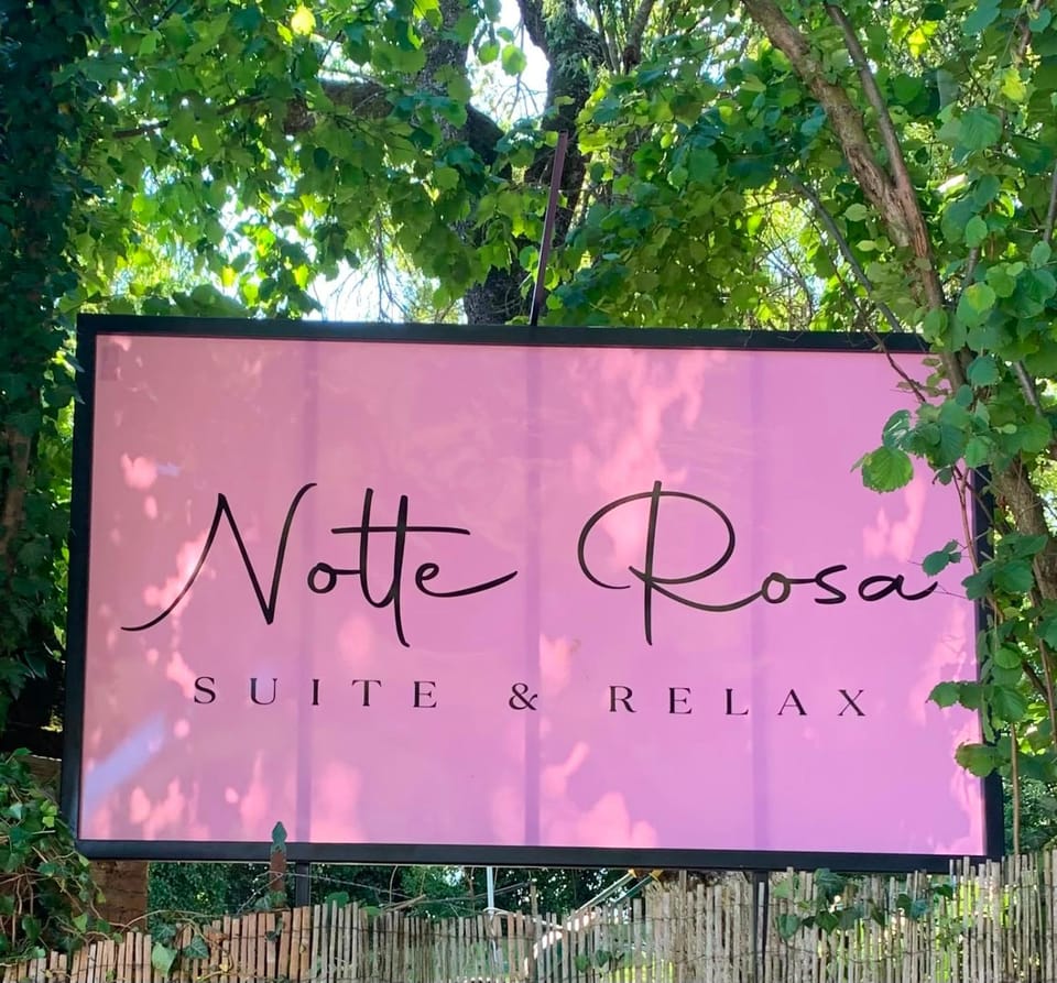 Notte Rosa Suites & Relax Bed and Breakfast in Emilia-Romagna