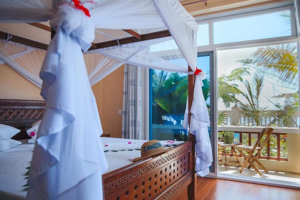 Bed, Balcony/Terrace, Sea view