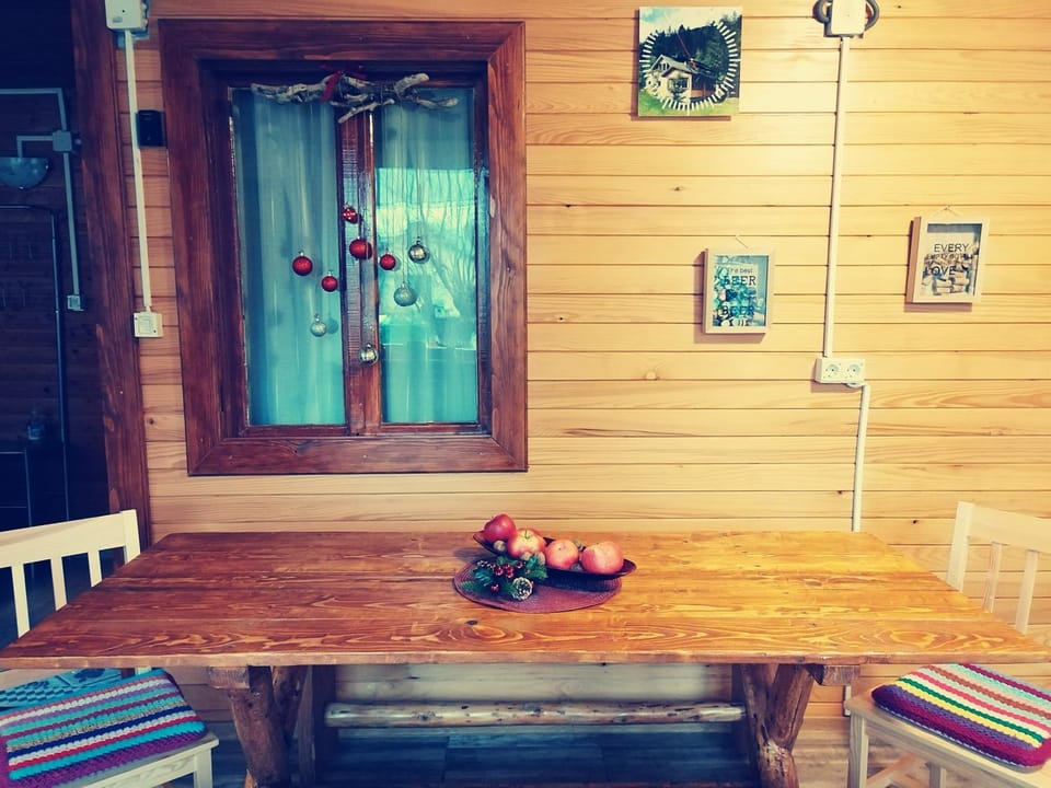 Cabana La Bunici House in Romania