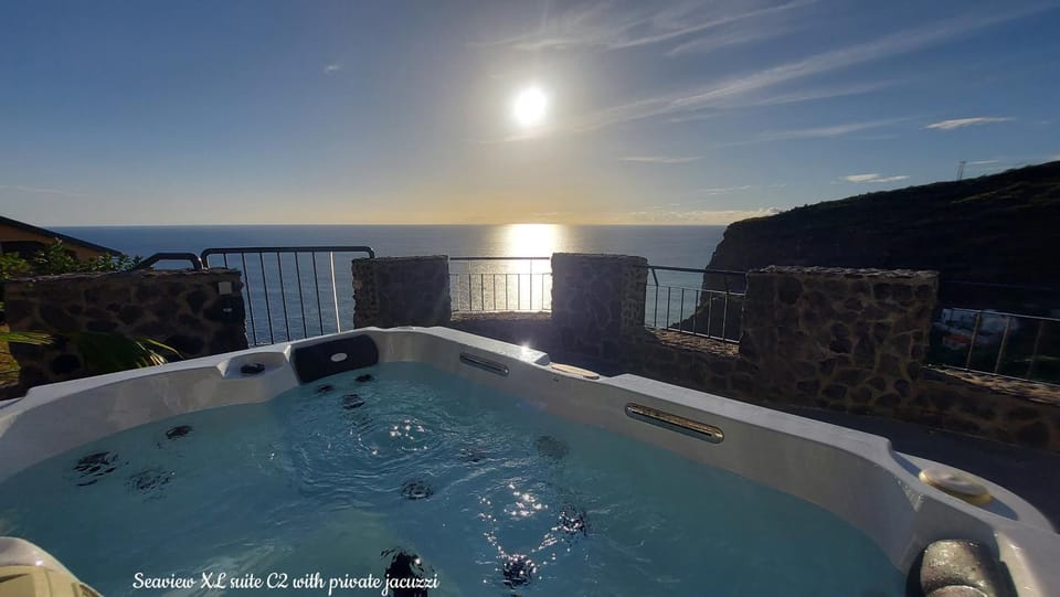 Hot Tub, Balcony/Terrace, Sea view, Sunset