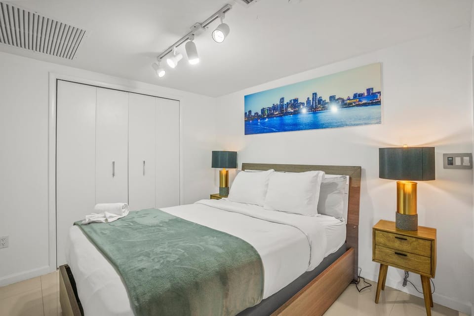 Splendid Unit outstanding View-W Hotel Brickell House in Brickell