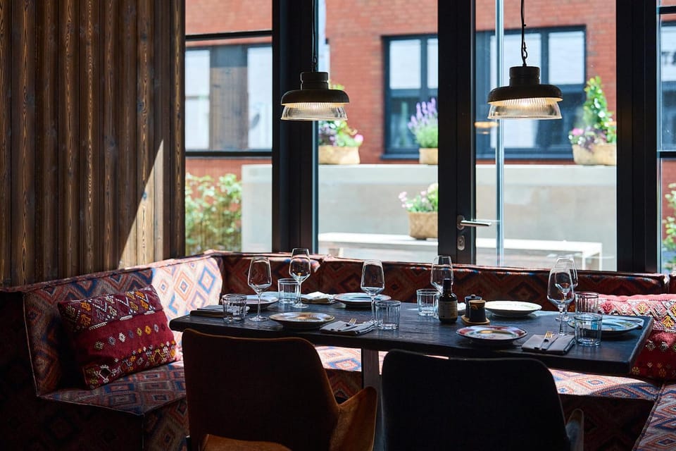 Restaurant/places to eat