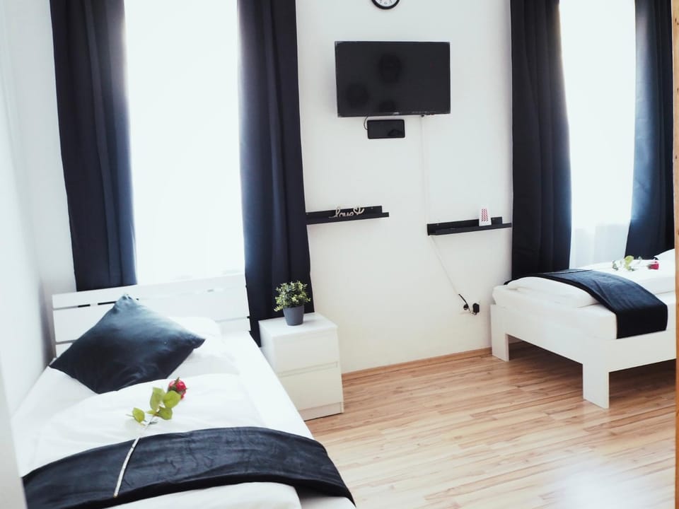 Bed, TV and multimedia