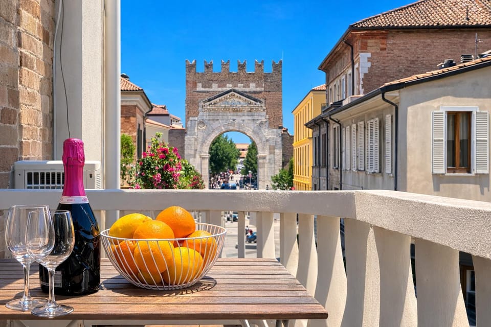 Property building, Balcony/Terrace, City view, Landmark view, Street view