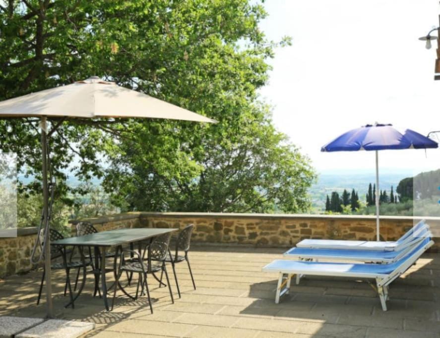 VILLA PONENTE Villa in Umbria