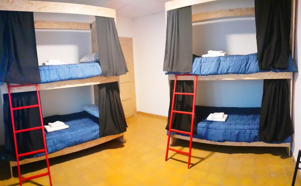 bunk bed
