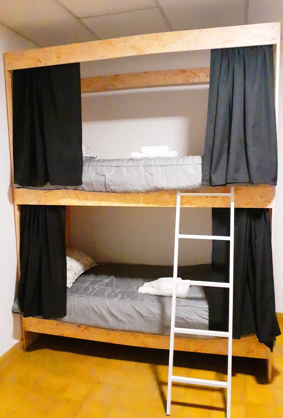 bunk bed