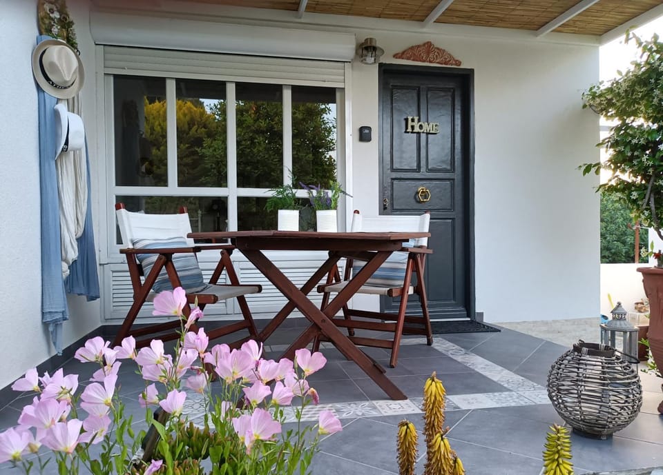 Casa Martina 2 (Spata) 10min El.Venizelos airport. Apartment in North Athens Regional Unit, Greece