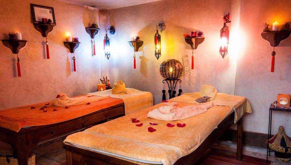 Massage, Steam room