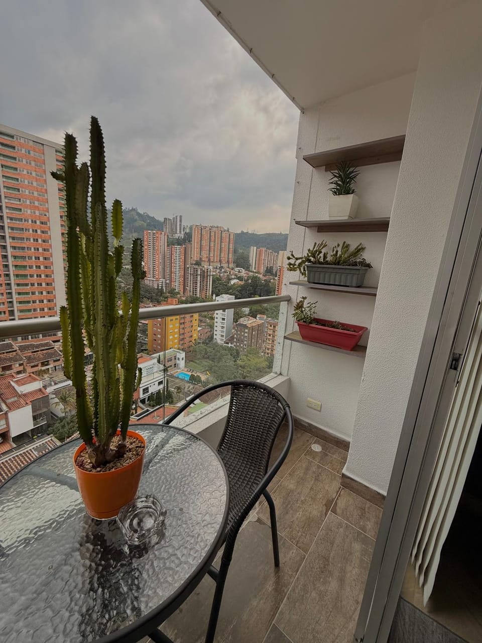 Sabaneta, apartment, Parking, Pool & with club in the sky! Apartment in Sabaneta