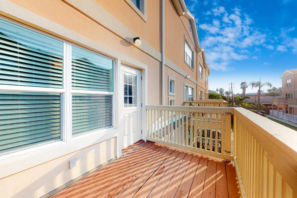 Star Beach Side Condominiums #105 House in South Padre Island