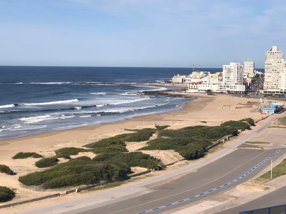 Apartamento en frente al mar Apartment in Punta del Este