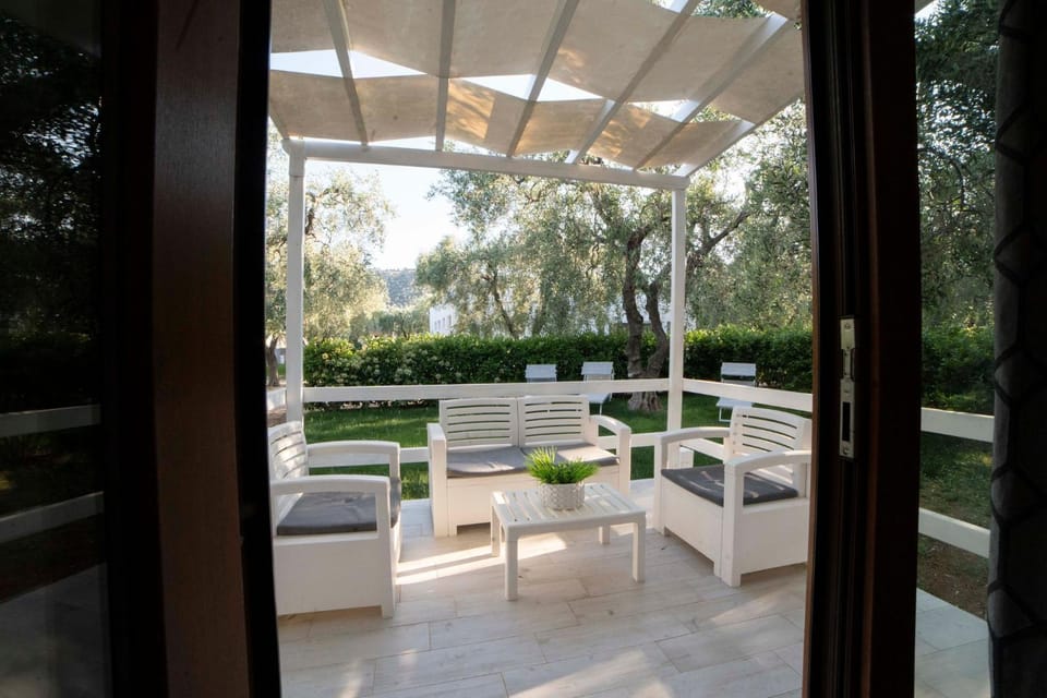 saracena Holiday Home with Beach and Swimming Pool House in Province of Foggia