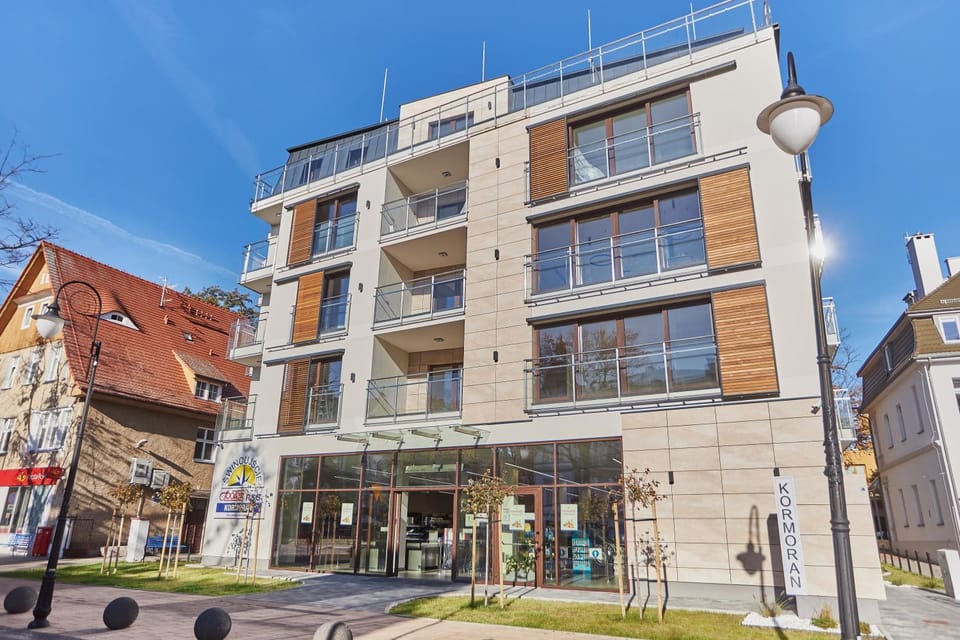 Property building, Neighbourhood