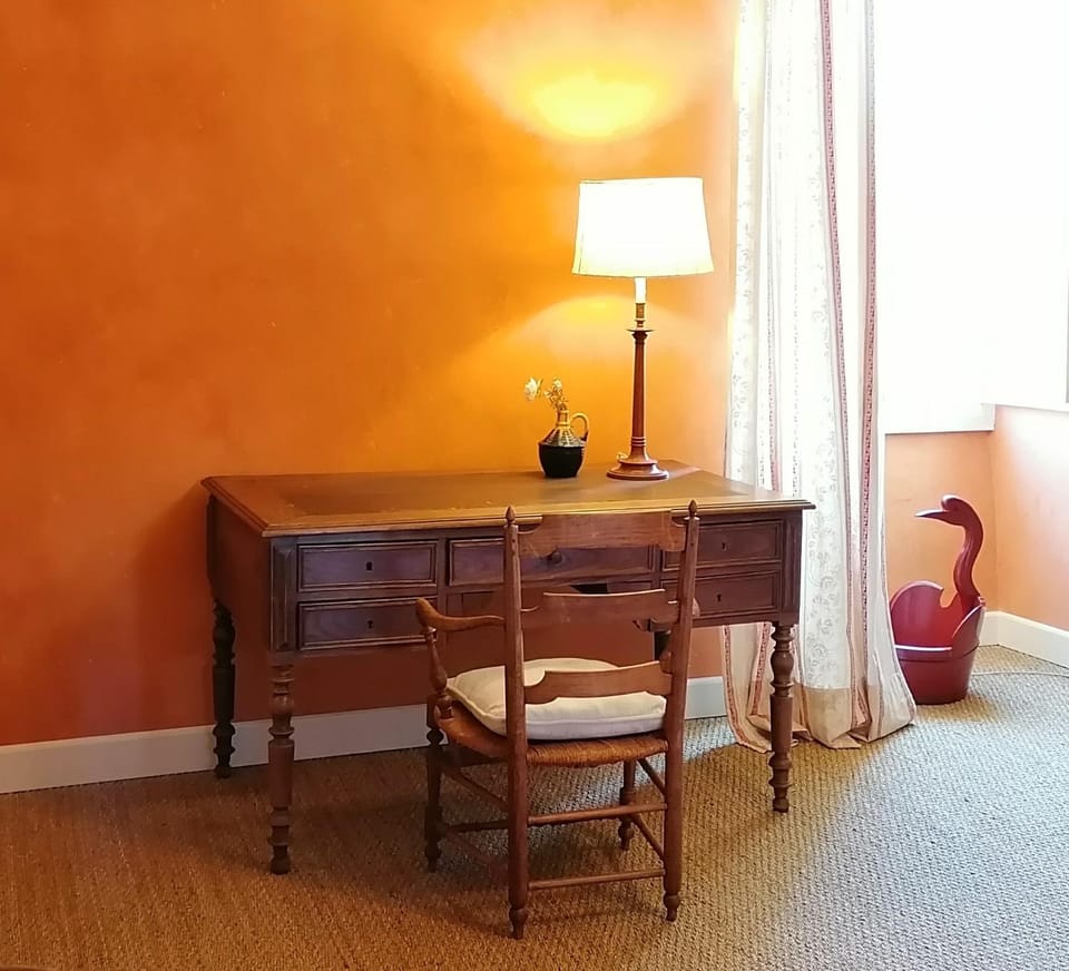 Maison de l Évêque d'Ozenx Bed and Breakfast in French Basque Country