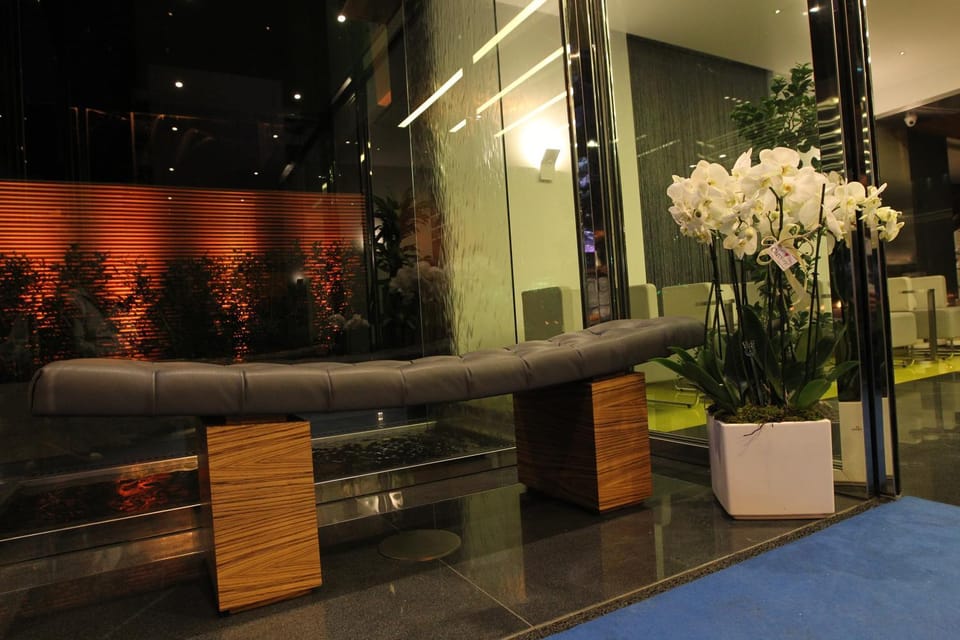 Lobby or reception, Decorative detail, Seating area, On site