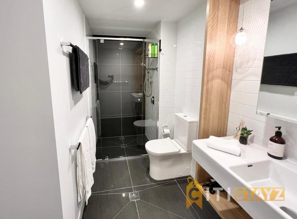 Light & Lovely in Canberra's CBD - 1BR Apt w/Carsp Apartment in Canberra
