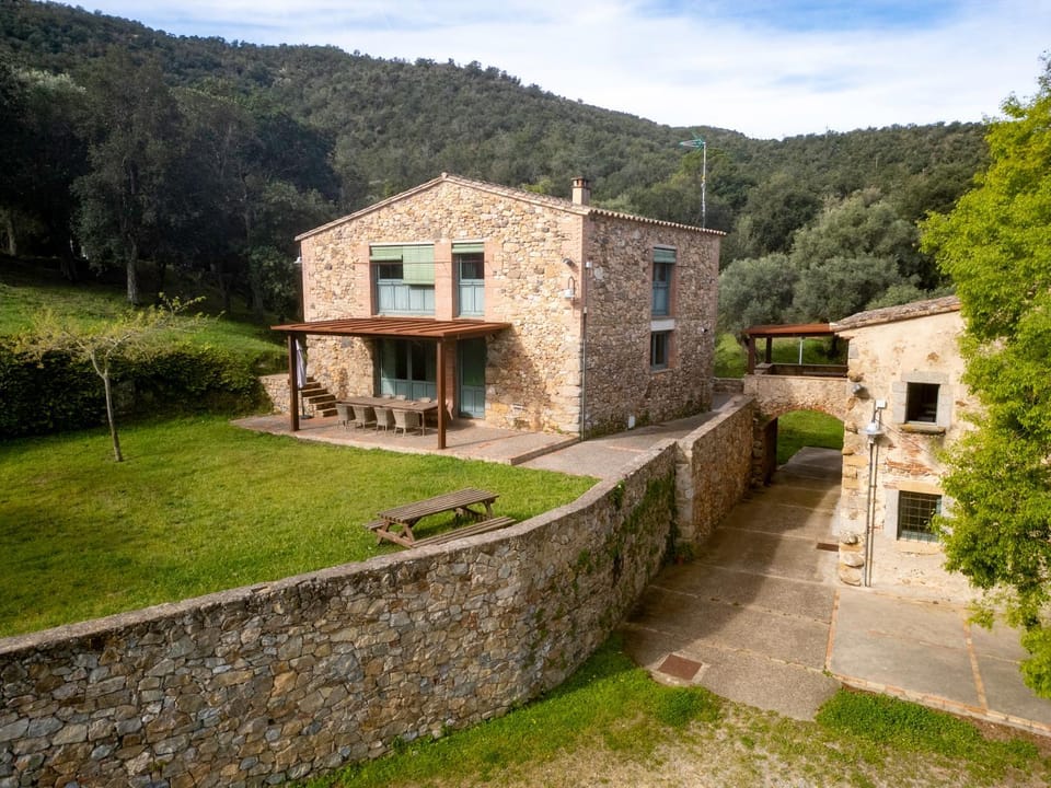 Can Margarit Country House in Baix Empordà