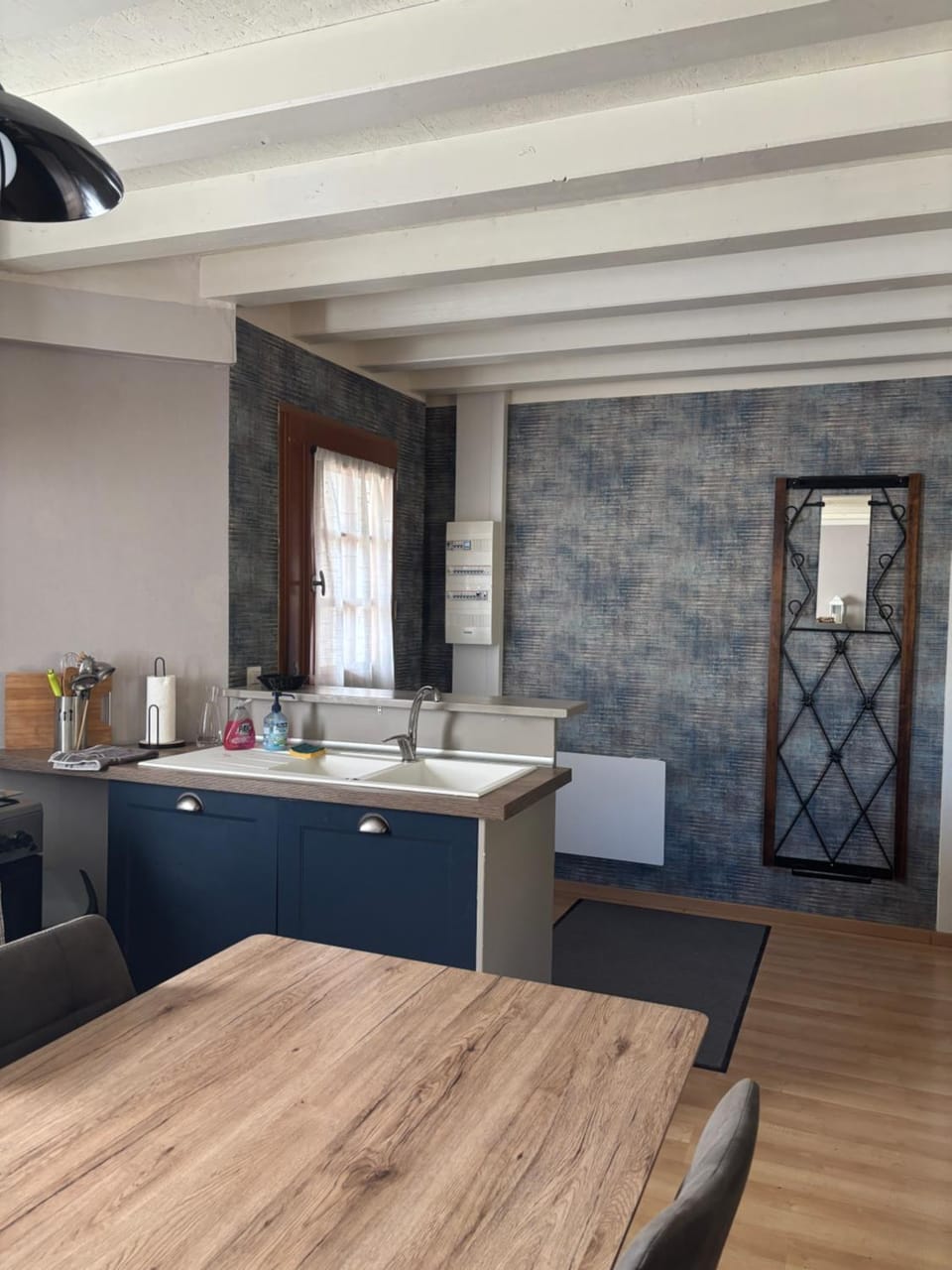 Le Maine N 5 FLEAC - Logement entier avec 3 suites SDB - Balcon House in Nouvelle-Aquitaine