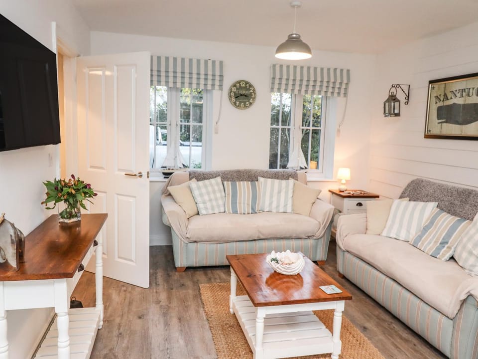 STAKS Cottage House in Primrose Valley