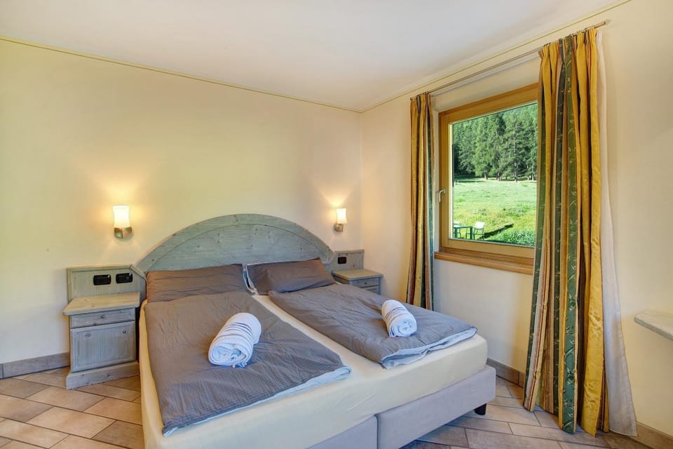 Property building, Living room, Bedroom