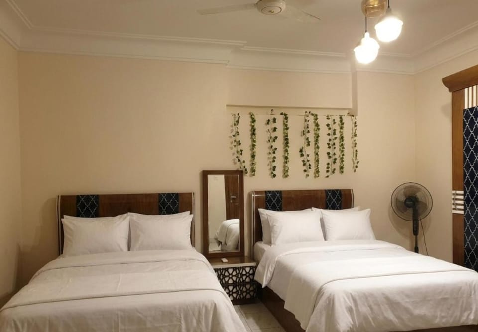 شقةعلى البحرمباشرةسيدي بشرالمربع الذهبي Apartment in Alexandria