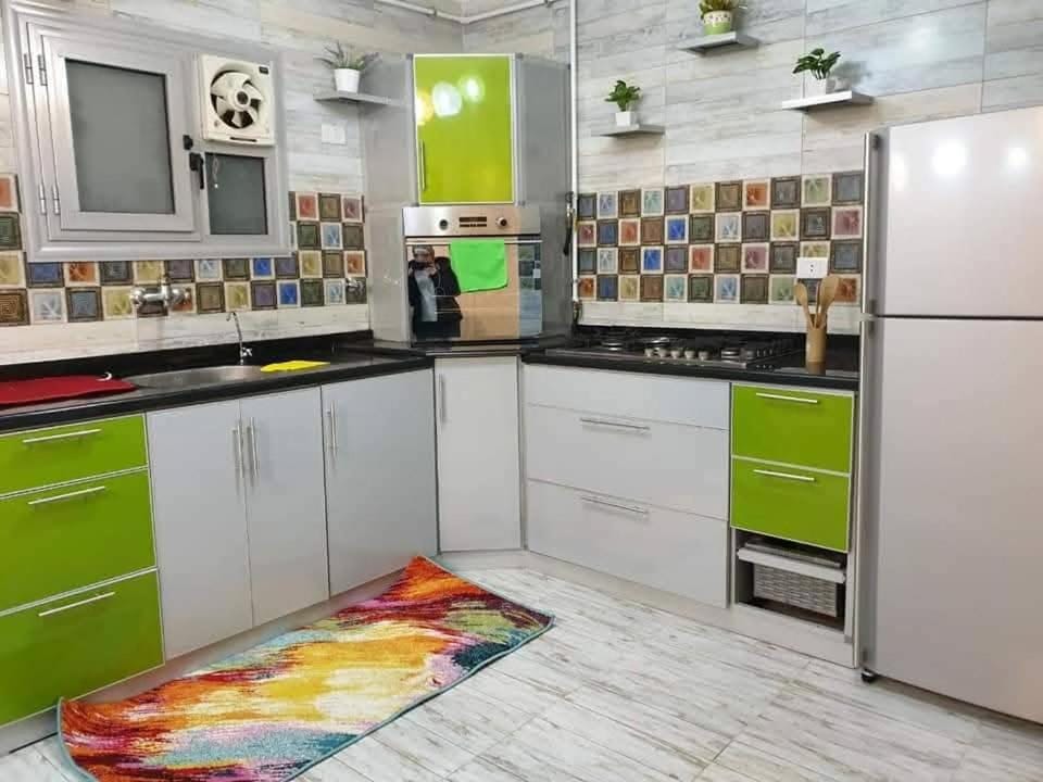 شقةعلى البحرمباشرةسيدي بشرالمربع الذهبي Apartment in Alexandria