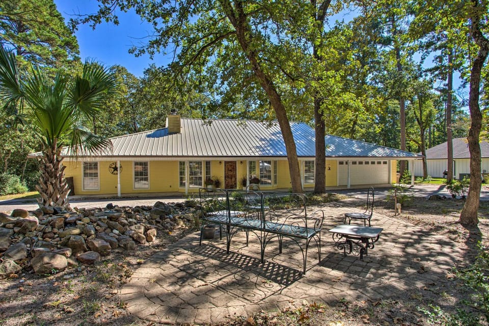 Holly Lake Retreat w/ 2 Community Pools & Yard House in Texas