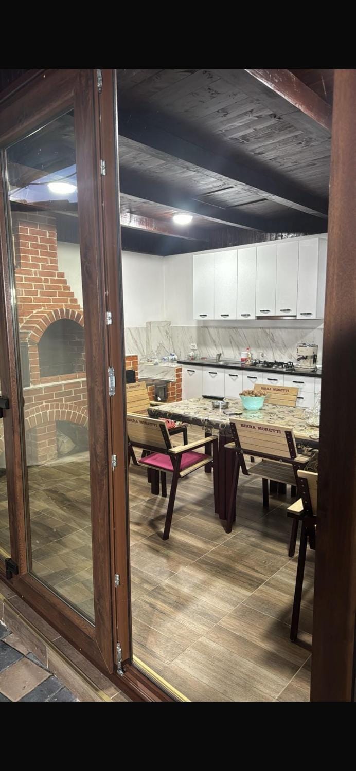Pensiunea D & Ylan Bed and Breakfast in Romania