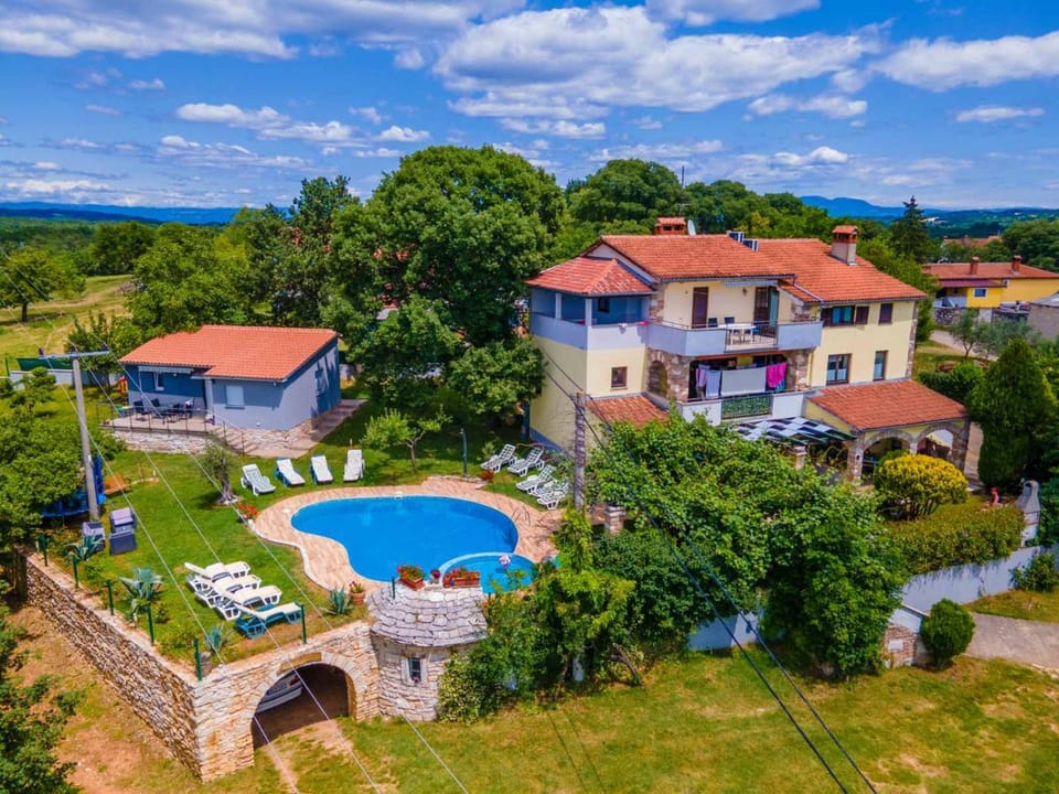 Lea Apartment in Istria County