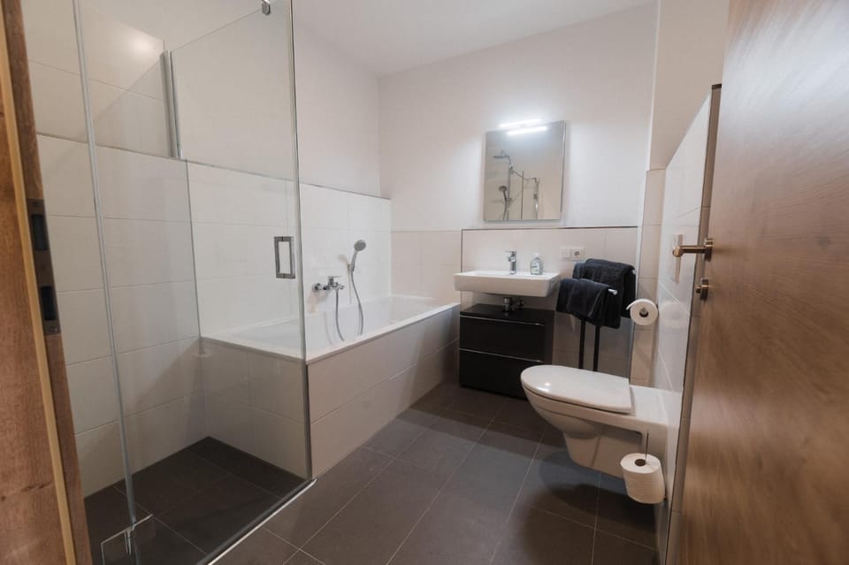 Shower, Bathroom, Bath