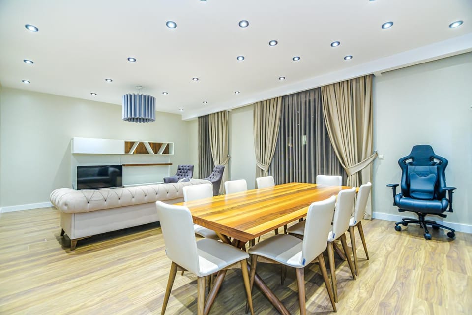 Living room, Dining area