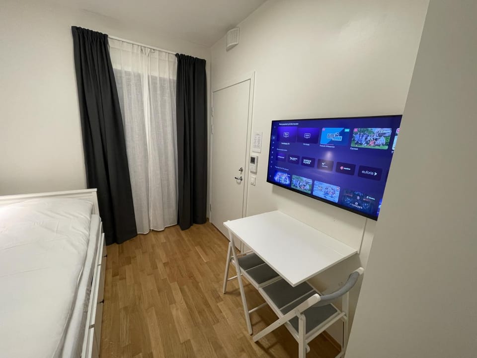 Bed, View (from property/room), Balcony/Terrace