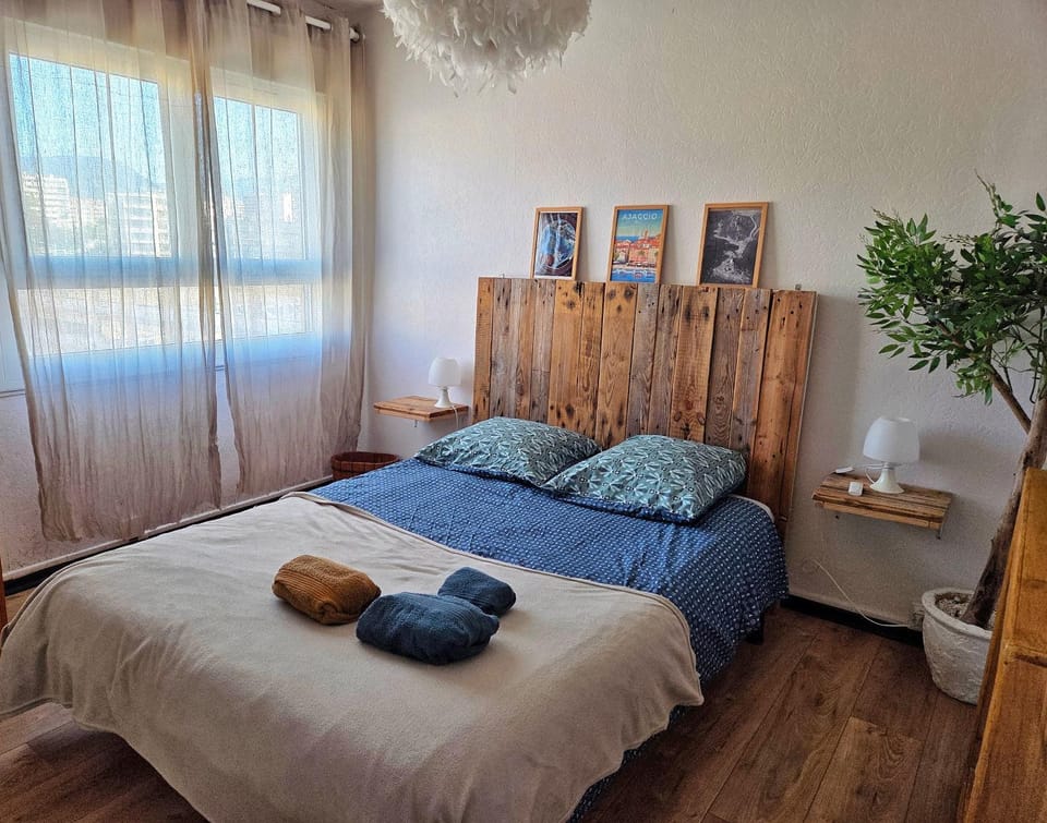 Appartement entier, climatisé, vue mer Apartment in Ajaccio