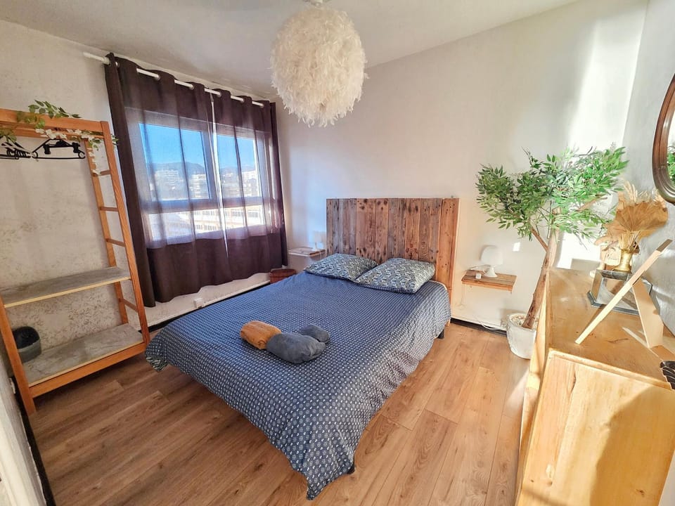 Appartement entier, climatisé, vue mer Apartment in Ajaccio