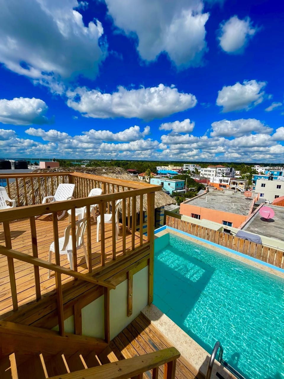 Balcony/Terrace, Swimming pool, sunbed