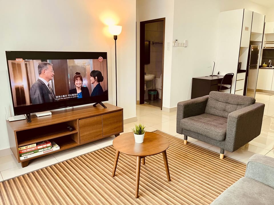 Desaru Central Apartment w Pool,CinemaScreen,Netflix & WiFi Apartment in Johor