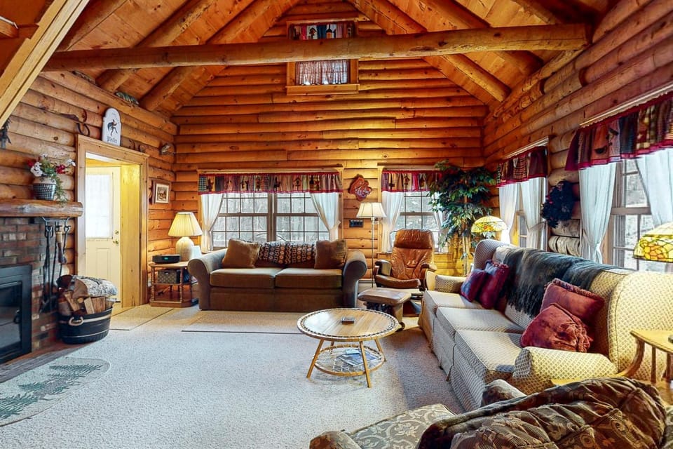 262 Ghia Farm Road House in Vermont