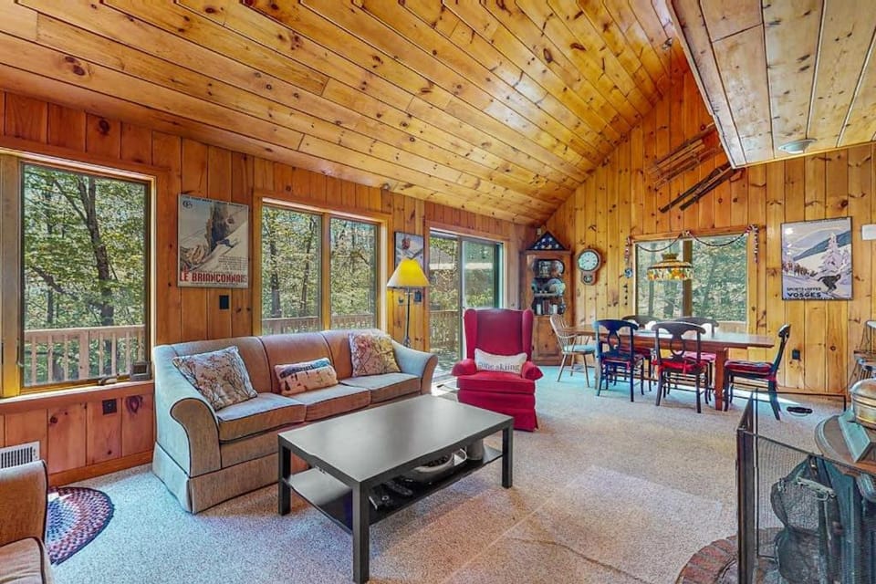 278 Ghia Farm Road House in Vermont