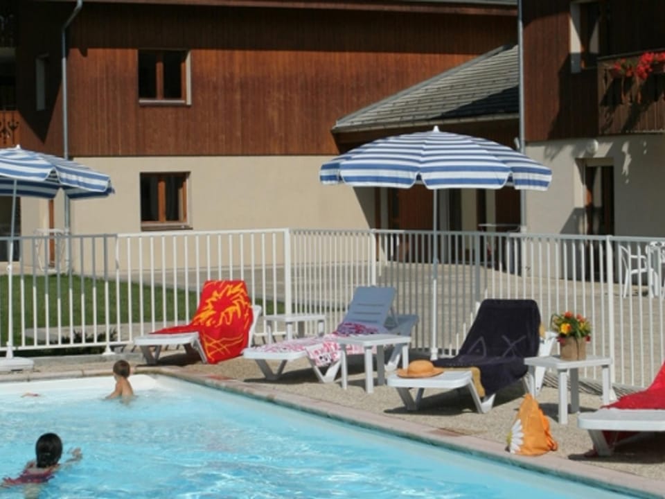 Studio avec balcon et animaux admis - FR-1-629-92 Apartment in Samoëns
