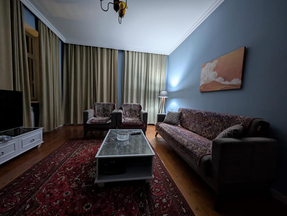 Communal lounge/ TV room, Living room