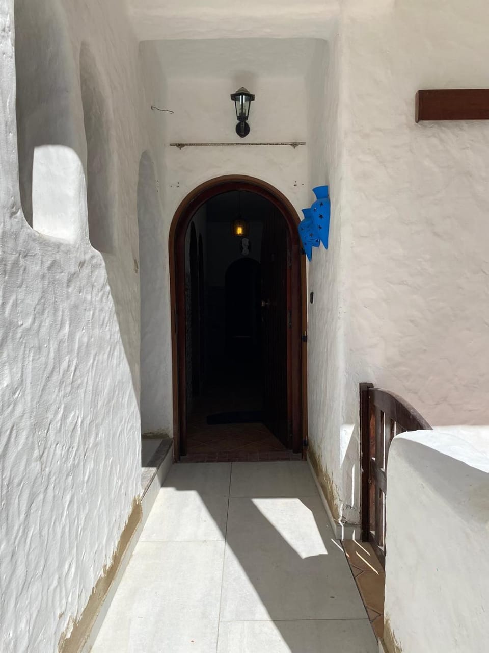 Facade/entrance