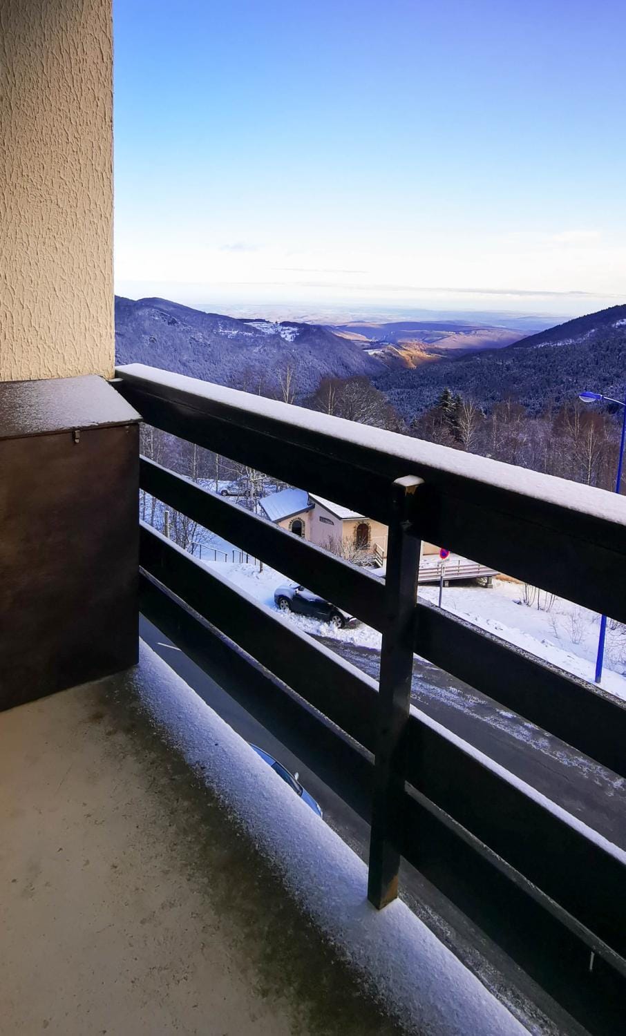 Balcony/Terrace, Mountain view