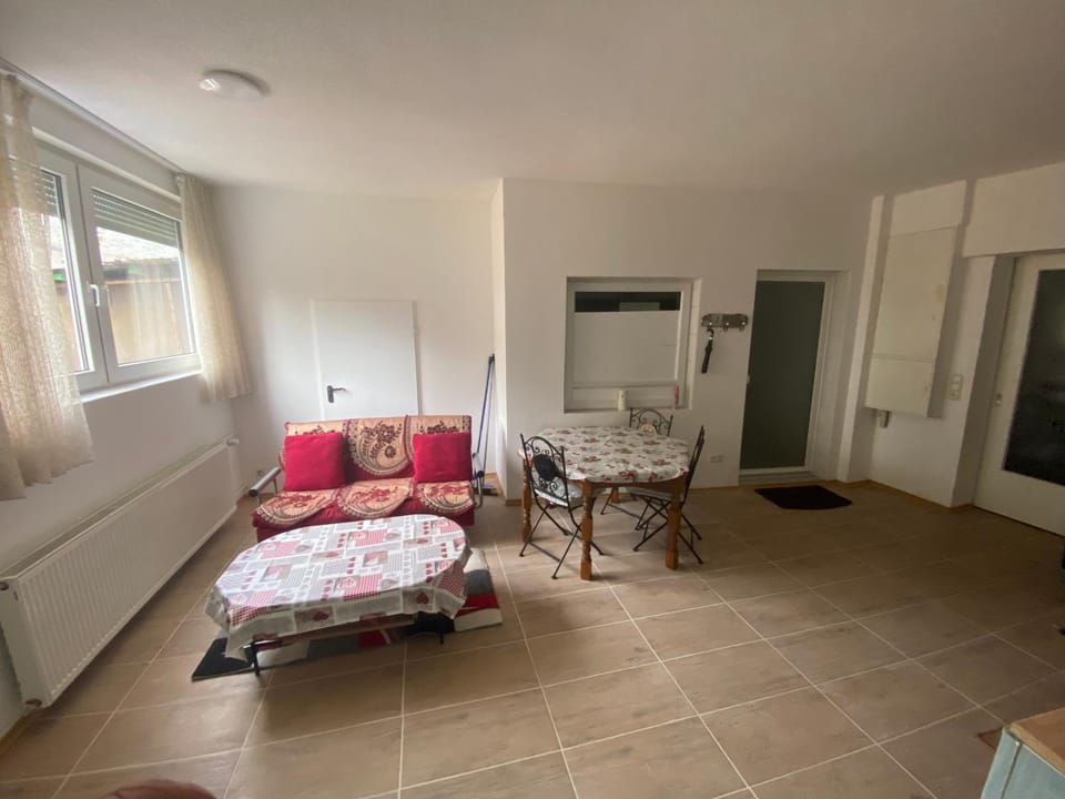 Ruhiges ein Zimmer Wohnung Apartment in Rhineland-Palatinate